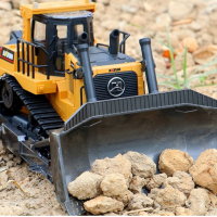 Huina 1554 RC Planierraupe Bulldozer Baumaschine 2.4 GHz incl. Akku RTR 1:16