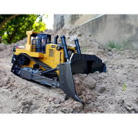 Huina 1554 RC Planierraupe Bulldozer Baumaschine 2.4 GHz incl. Akku RTR 1:16
