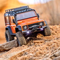 Traxxas TRX-4M Land Rover Defender 4x4 Crawler 1:18, orange RTR +Akku +Ladegerät